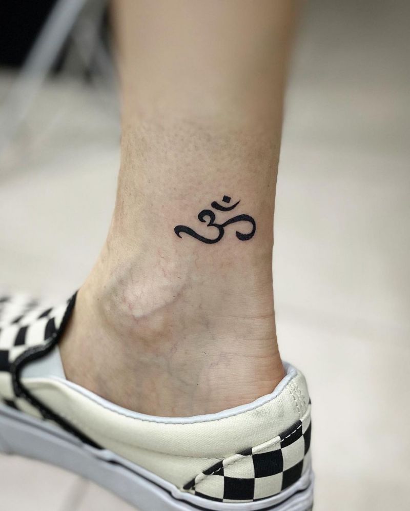 30 Pretty AUM Tattoos to Inspire You