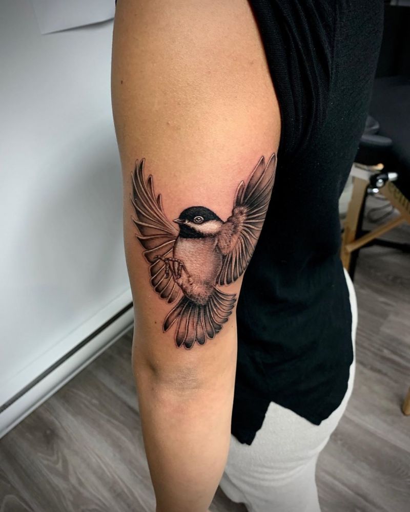 30 Pretty Chickadee Tattoos You Will Love