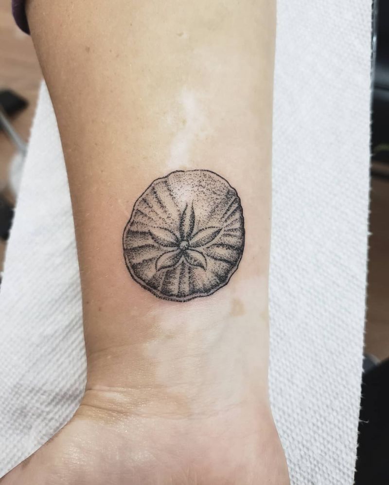 30 Pretty Sand Dollar Tattoos to Inspire You