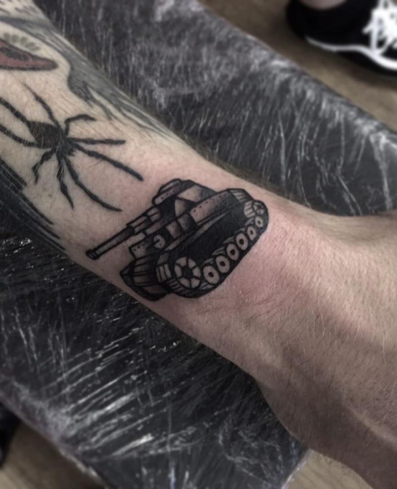 30 Pretty Tank Tattoos You Will Love