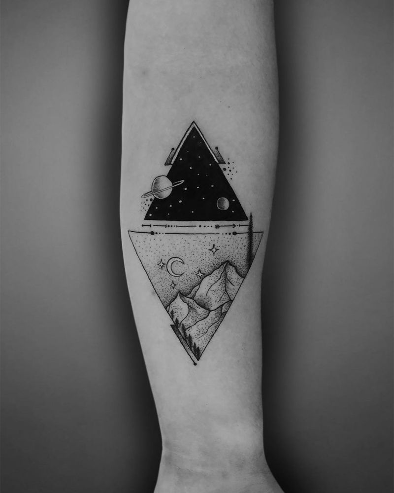 30 Pretty Triangle Tattoos You Will Love