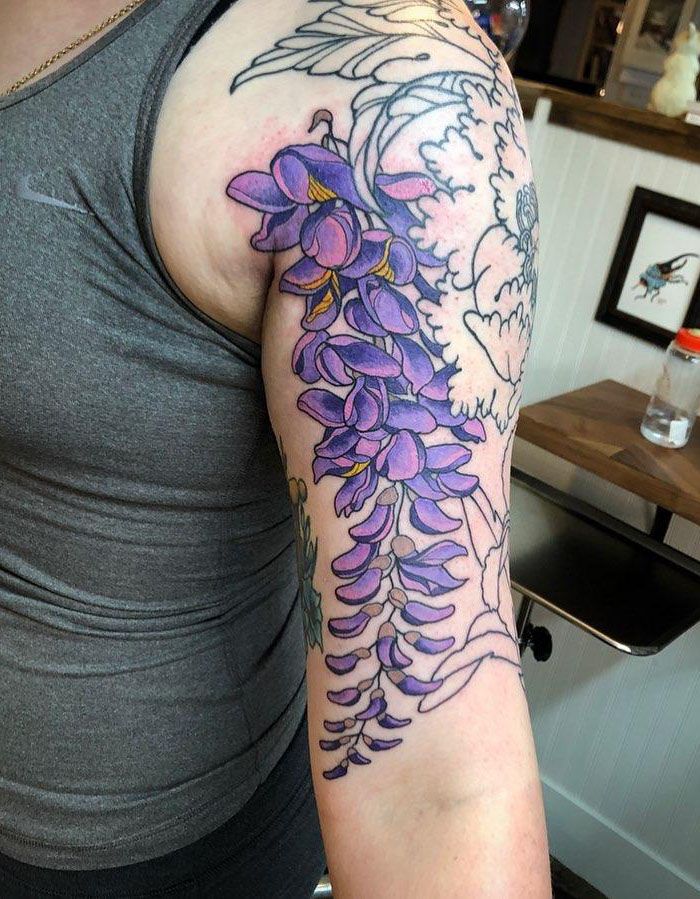 30 Pretty Wisteria Tattoos You Must Try