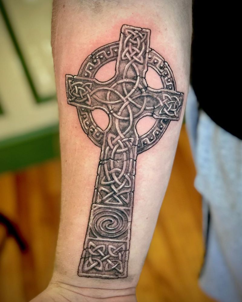 30 Pretty Celtic Cross Tattoos You Will Love