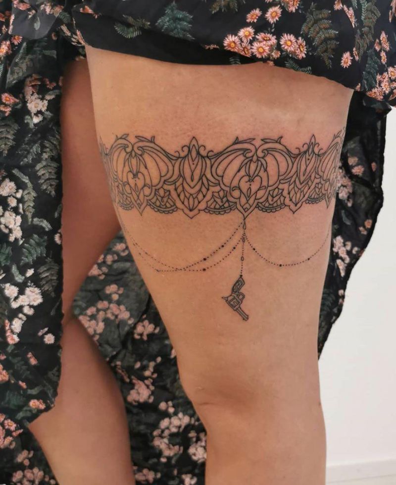 30 Pretty Garter Tattoos Make You Charming