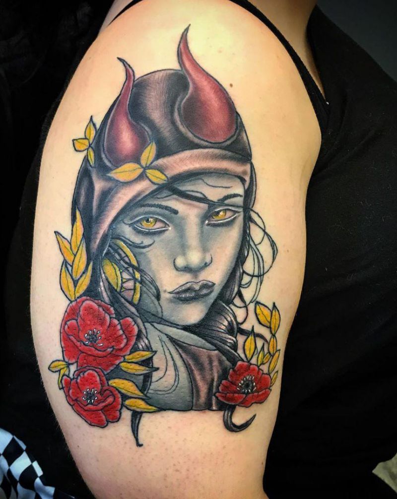 30 Pretty Lady Face Tattoos You Will Love