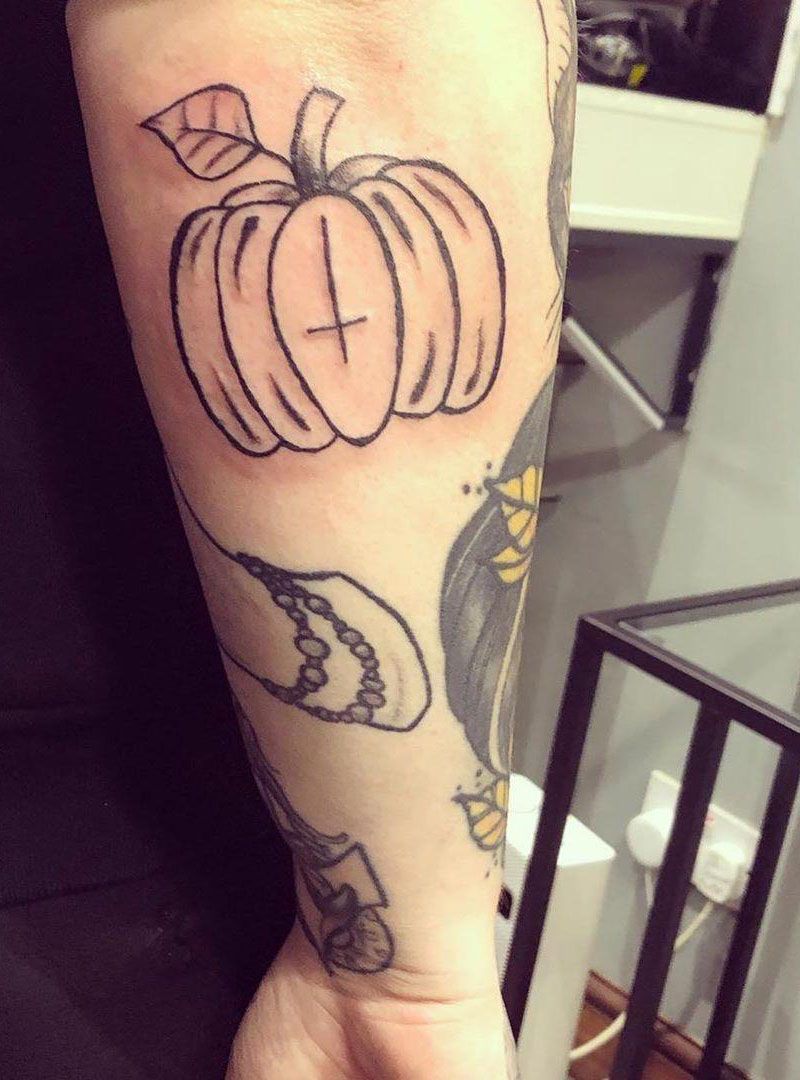 30 Pretty Pumpkin Tattoos You Will Love