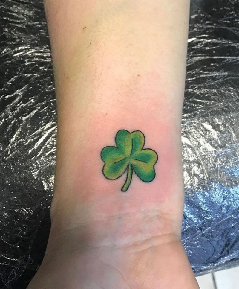 30 Pretty Shamrock Tattoos You Will Love