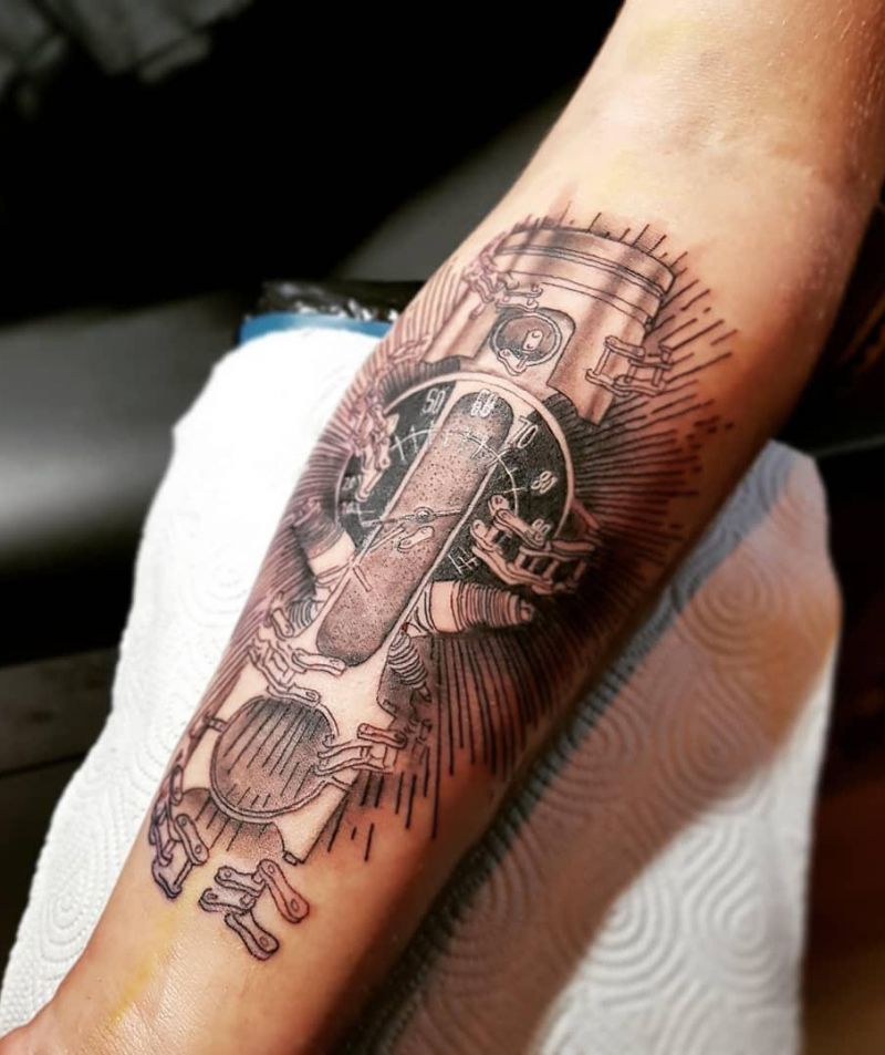 30 Pretty Mechanic Tattoos for Inspiration