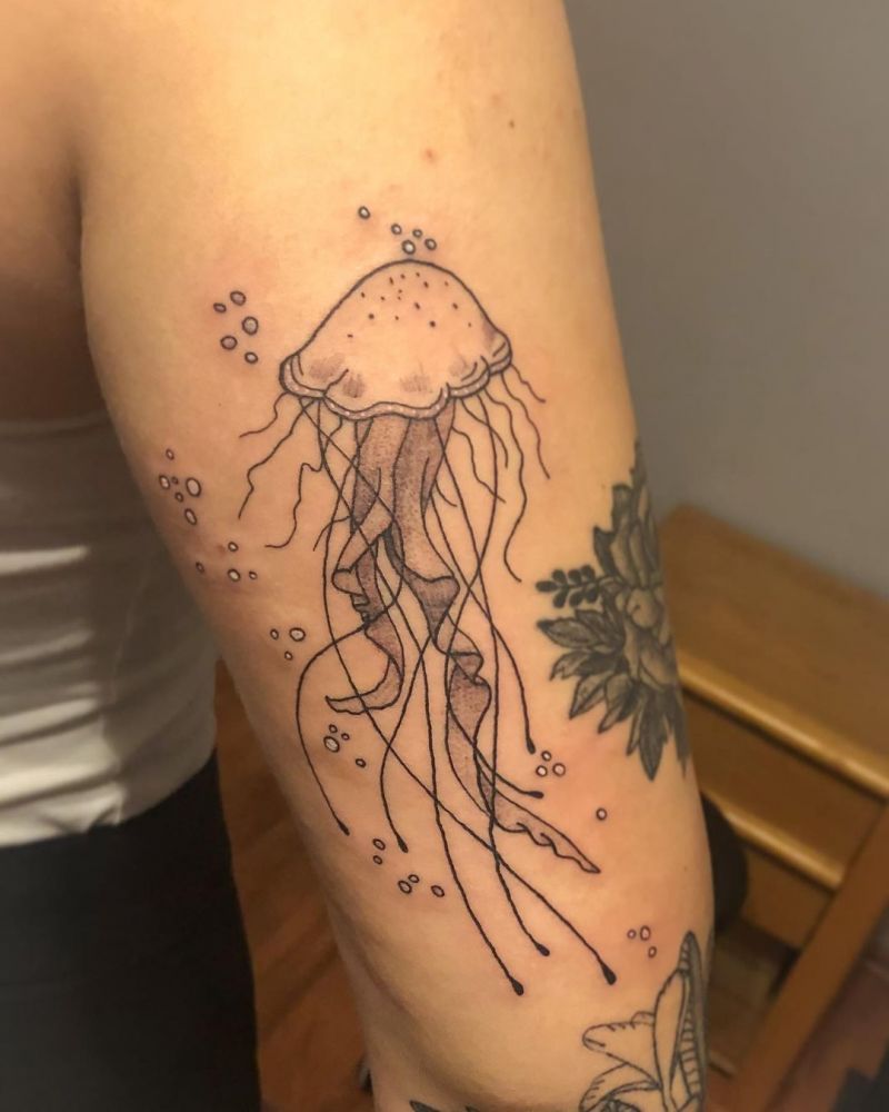 30 Pretty Jellyfish Tattoos You Must Try