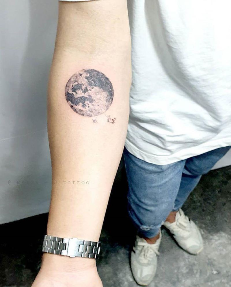 30 Pretty Earth Tattoos to Inspire You