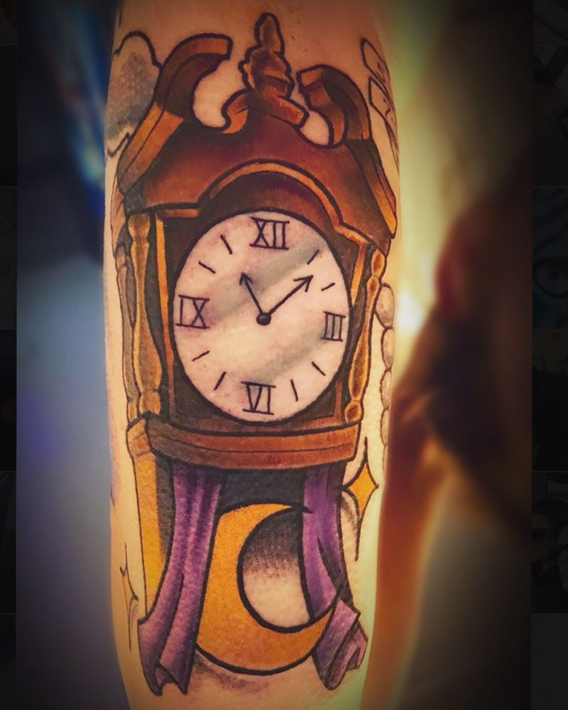 30 Pretty Grandfather Clock Tattoos for Inspiration