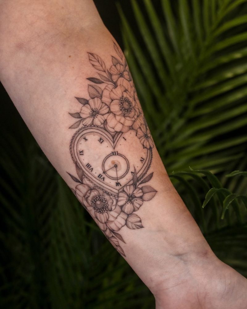 30 Pretty Pocket Watch Tattoos You Must Try