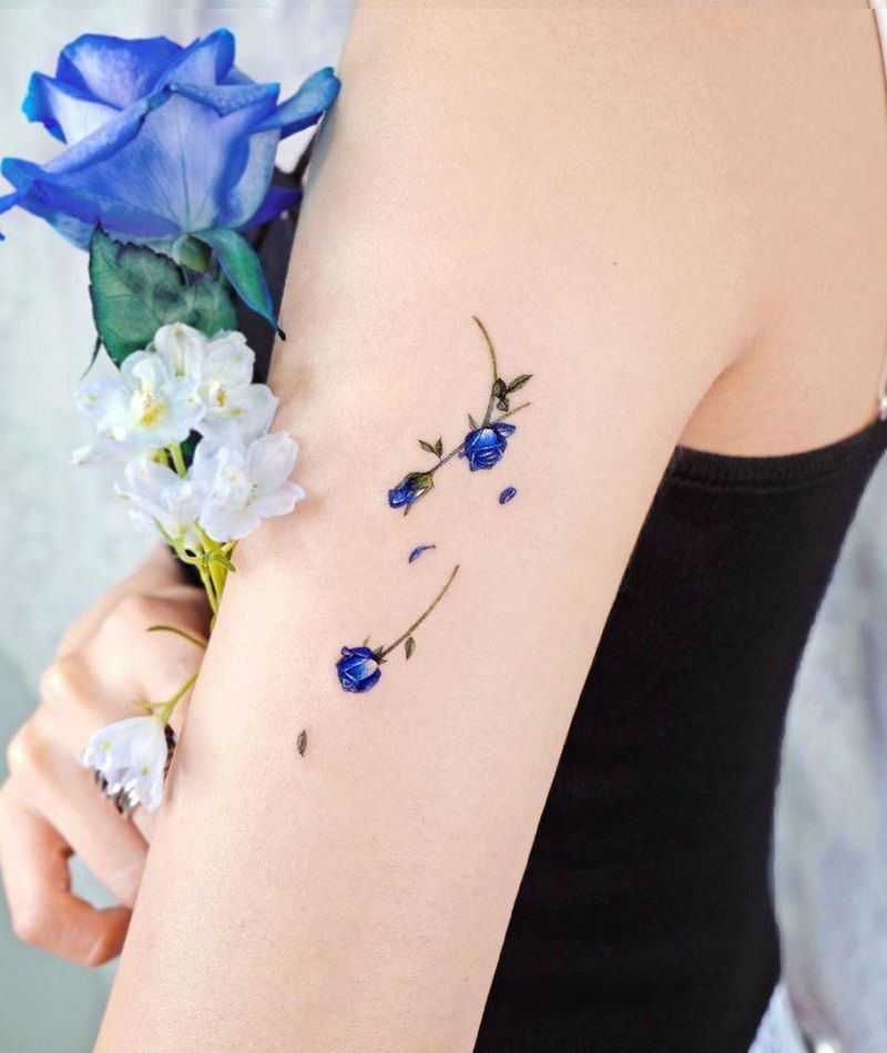 30 Pretty Blue Rose Tattoos You Must Try