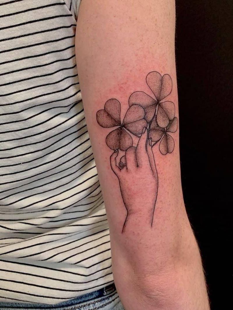 30 Pretty Shamrock Tattoos You Will Love