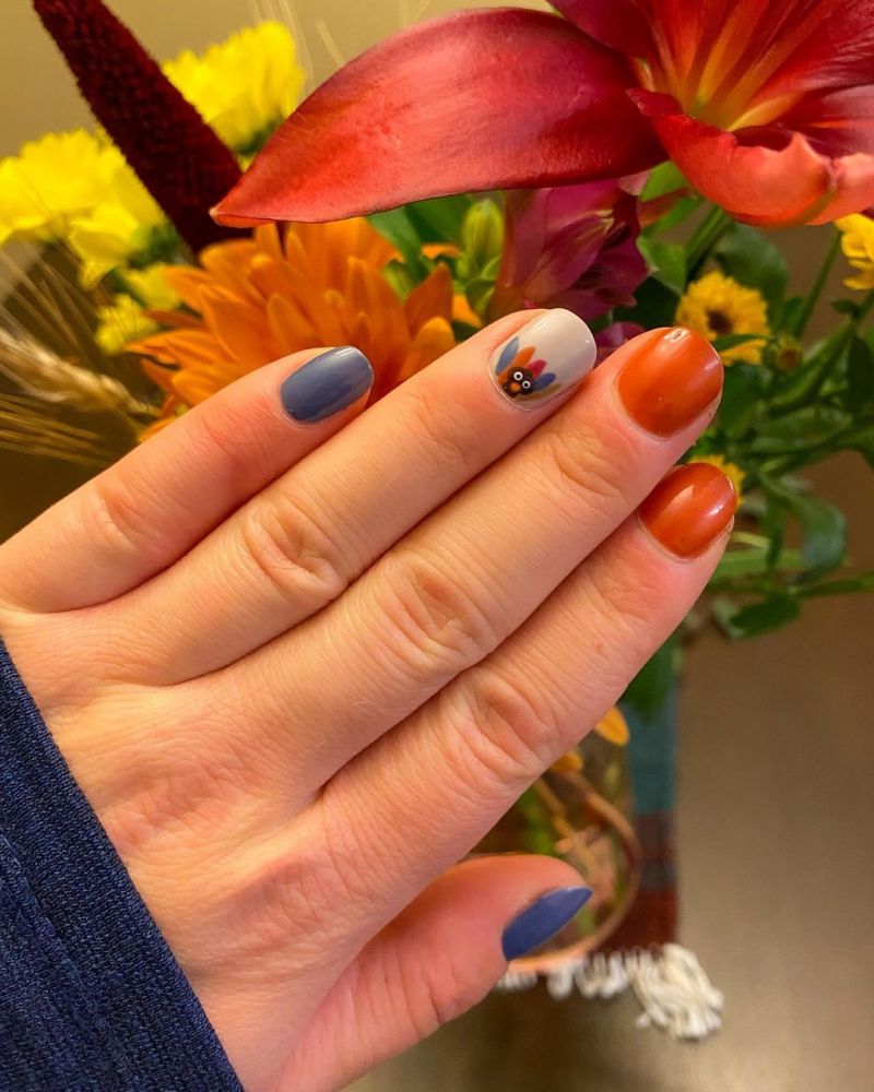 30 Trendy Thanksgiving Turkey Nails