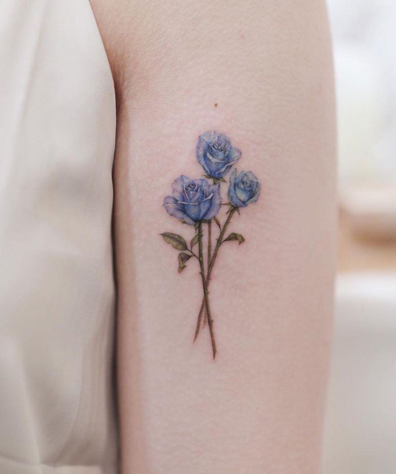 30 Pretty Blue Rose Tattoos You Must Try