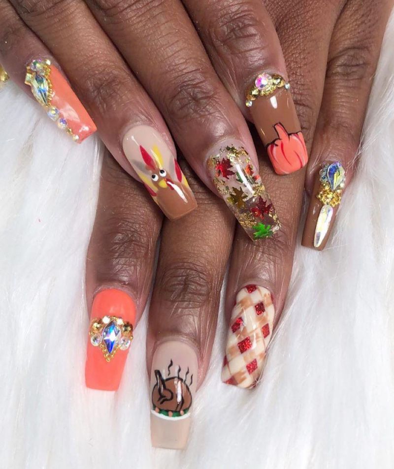 30 Trendy Thanksgiving Turkey Nails