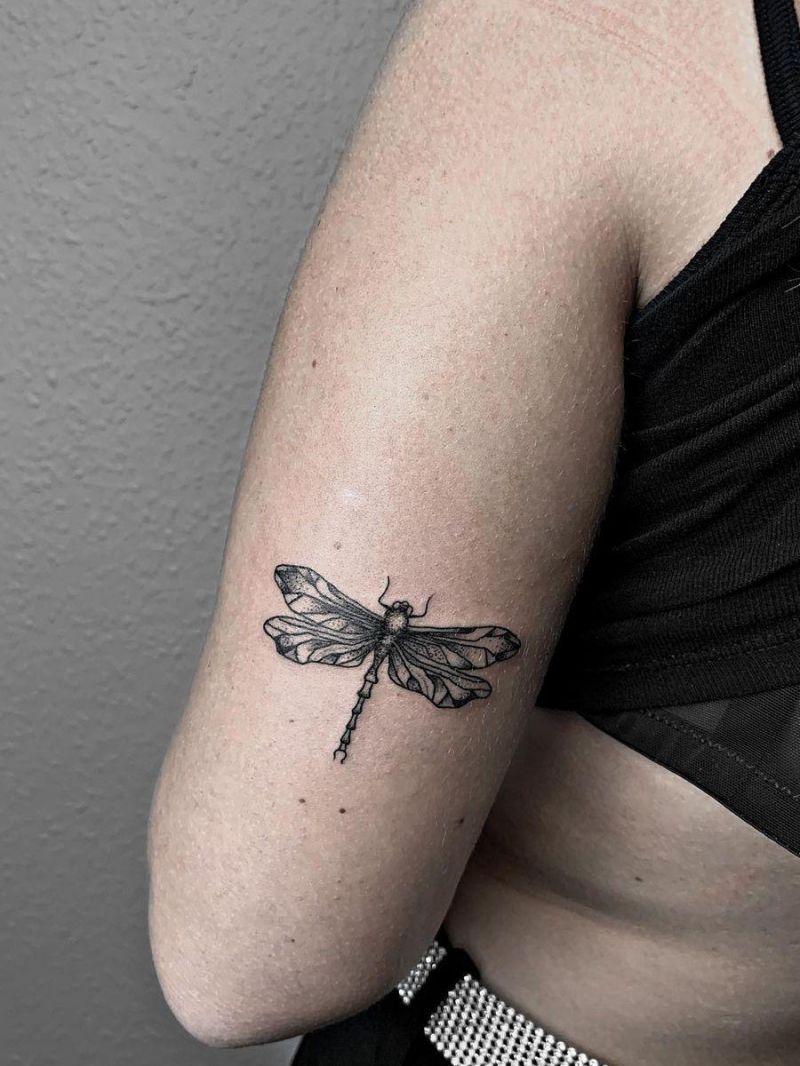 30 Pretty Dragonfly Tattoos You Will Love