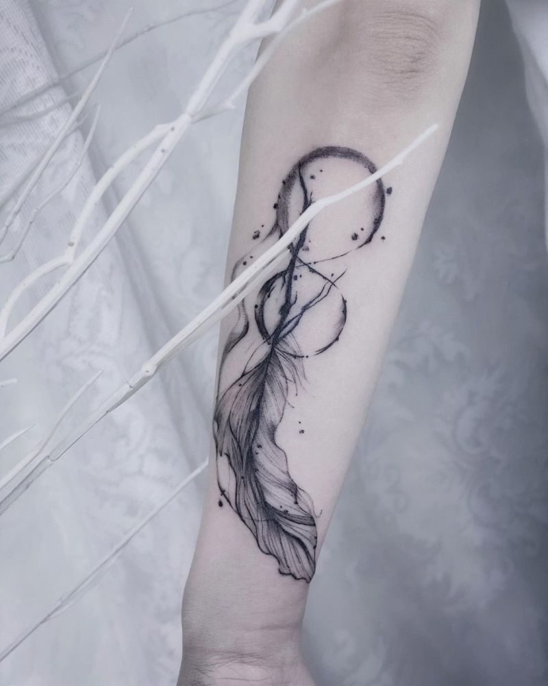 30 Pretty Feather Tattoos You Must Try