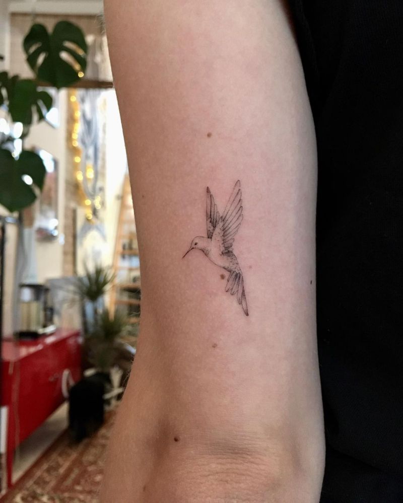 30 Pretty Hummingbird Tattoos You Must Try