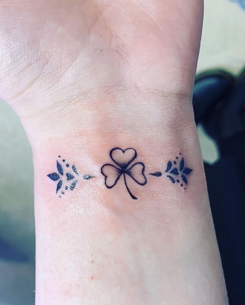 30 Pretty Shamrock Tattoos You Will Love