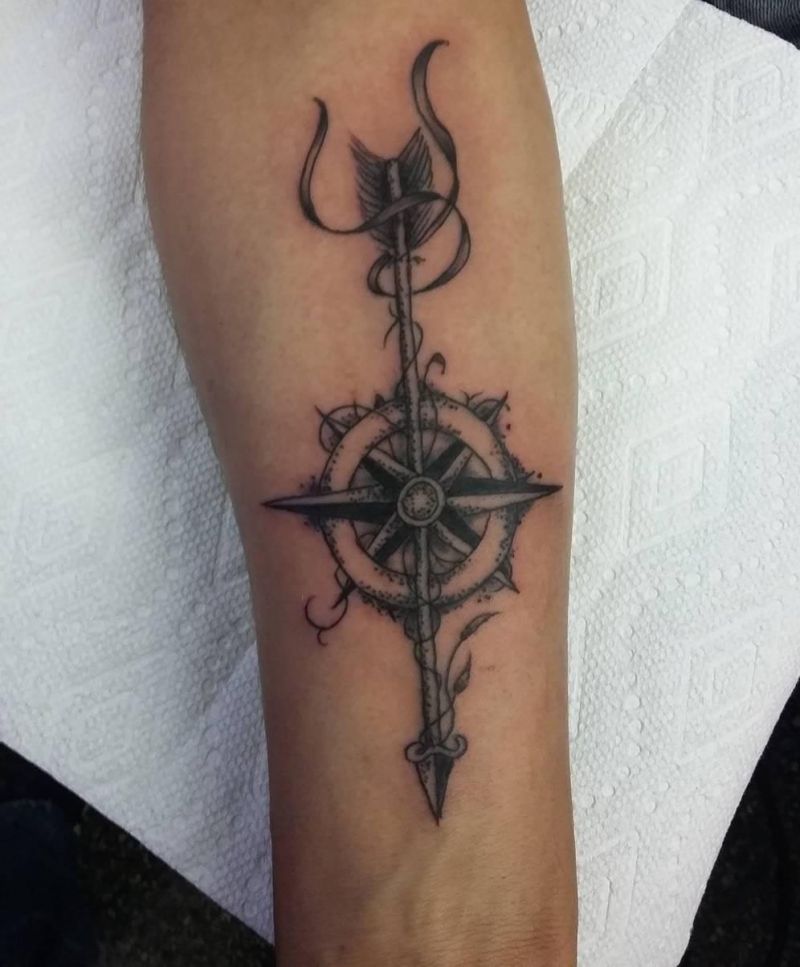 30 Pretty Arrow Compass Tattoos to Inspire You