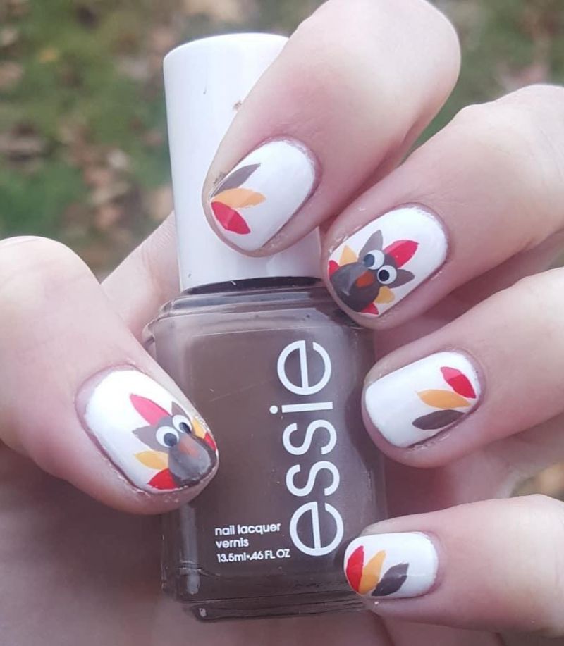 30 Trendy Thanksgiving Turkey Nails