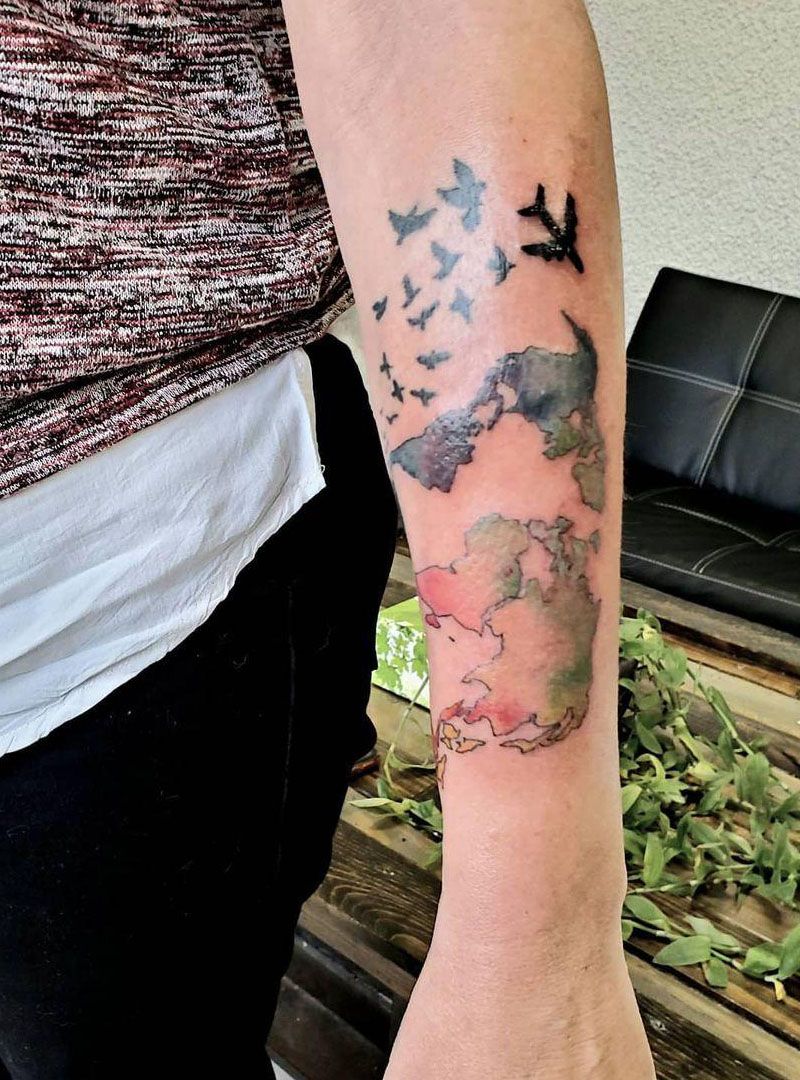 30 Unique World Map Tattoos Make You Love The World