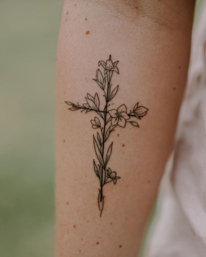 30 Pretty Cross Tattoos You Will Love