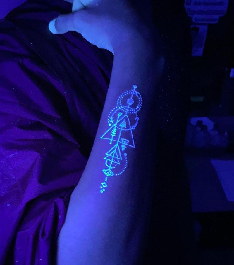 30 Pretty UV Tattoos for Inspiration