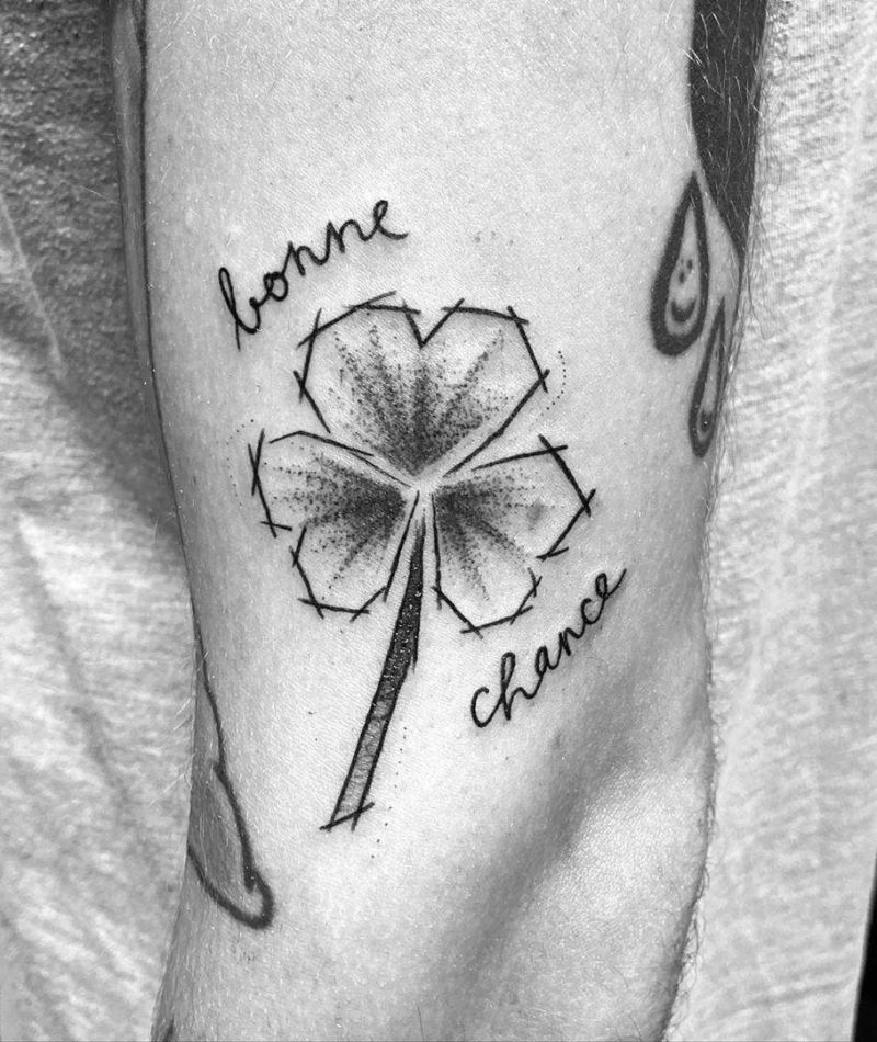 30 Pretty Shamrock Tattoos You Will Love