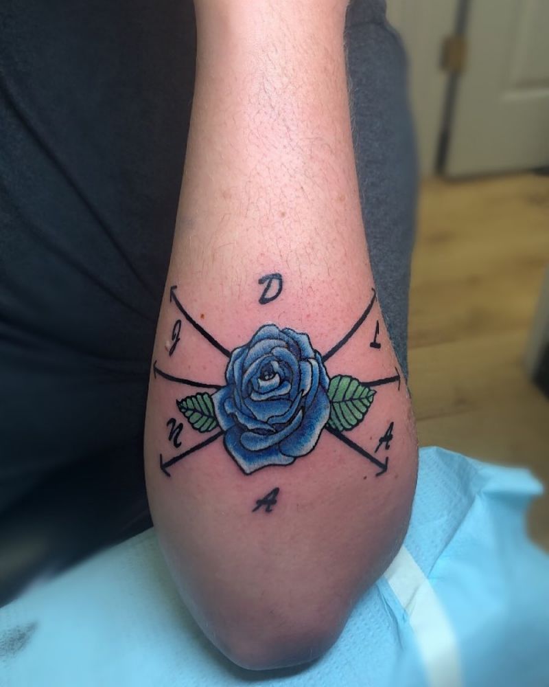 30 Pretty Blue Rose Tattoos You Must Try