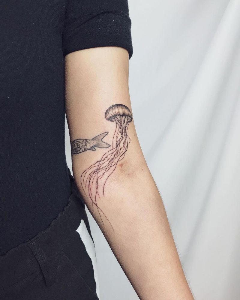 30 Pretty Jellyfish Tattoos You Must Try
