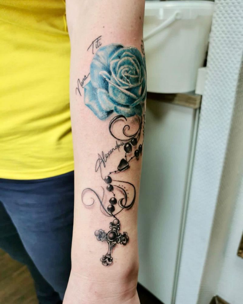 30 Pretty Blue Rose Tattoos You Must Try