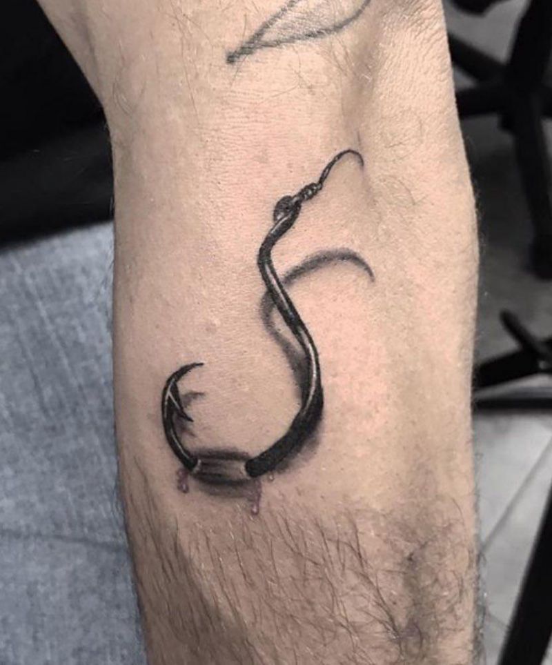 30 Pretty Fishhook Tattoos You Must Try