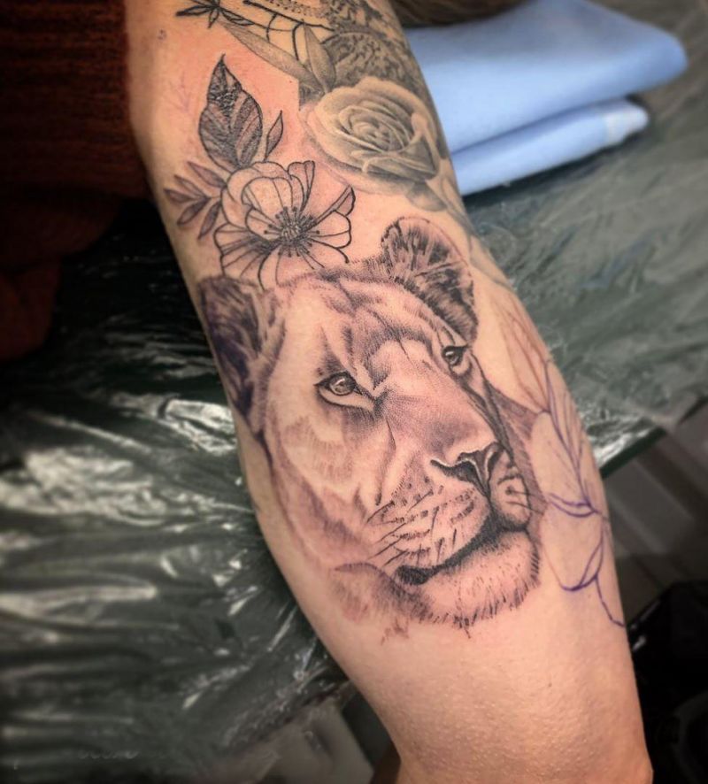 30 Pretty Lion Tattoos Show Your Temperament