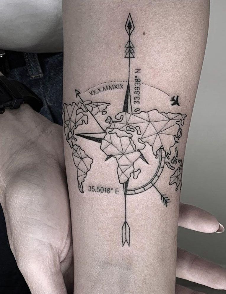 30 Unique World Map Tattoos Make You Love The World