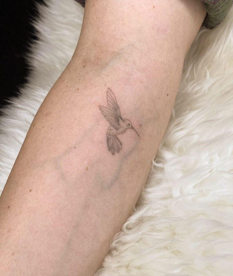 30 Pretty Hummingbird Tattoos You Must Try