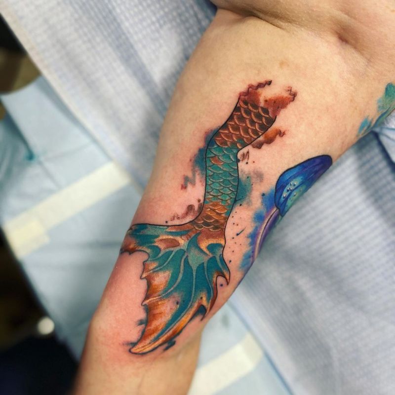 30 Pretty Mermaid Tattoos to Inspire You