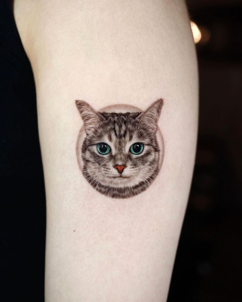 30 Cute Cat Tattoos You Will Love