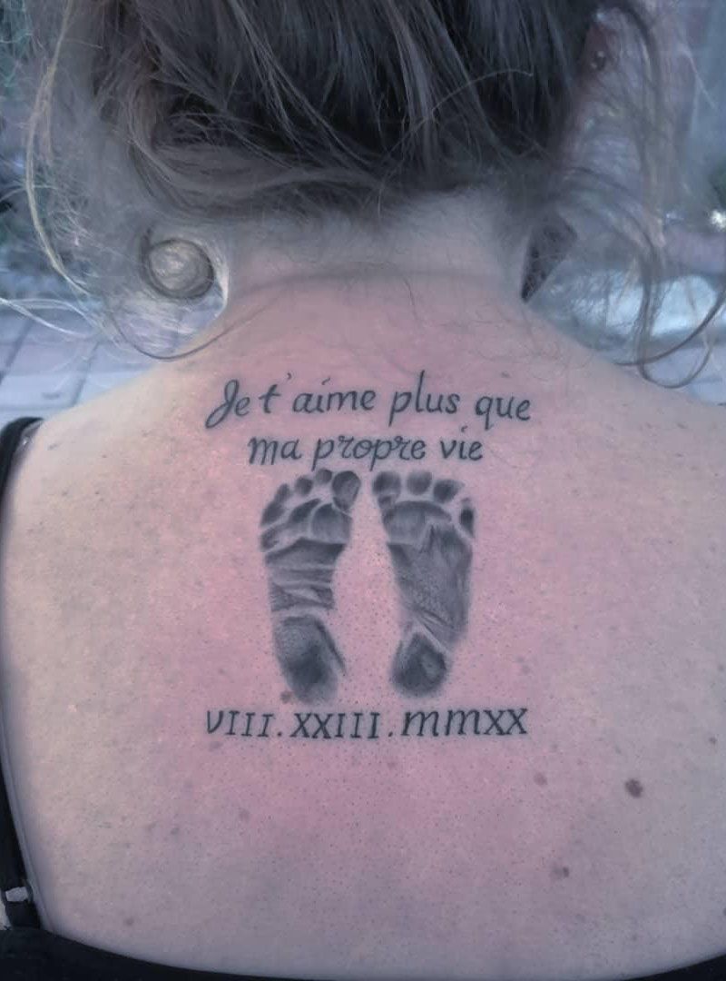 30 Pretty Footprint Tattoos to Inspire You