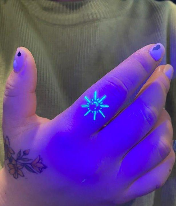 30 Pretty UV Tattoos for Inspiration