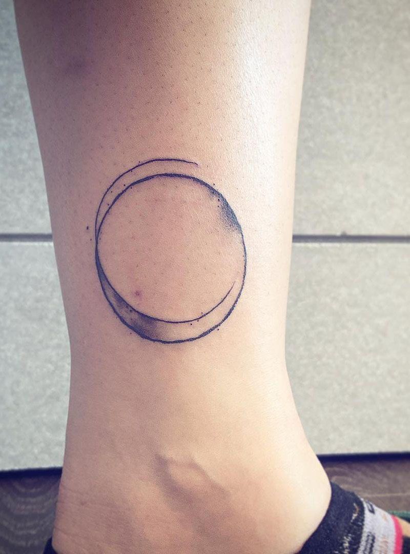 30 Pretty Circle Tattoos You Must Try