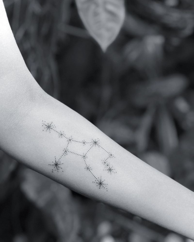 30 Pretty Constellation Tattoos to Inspire You