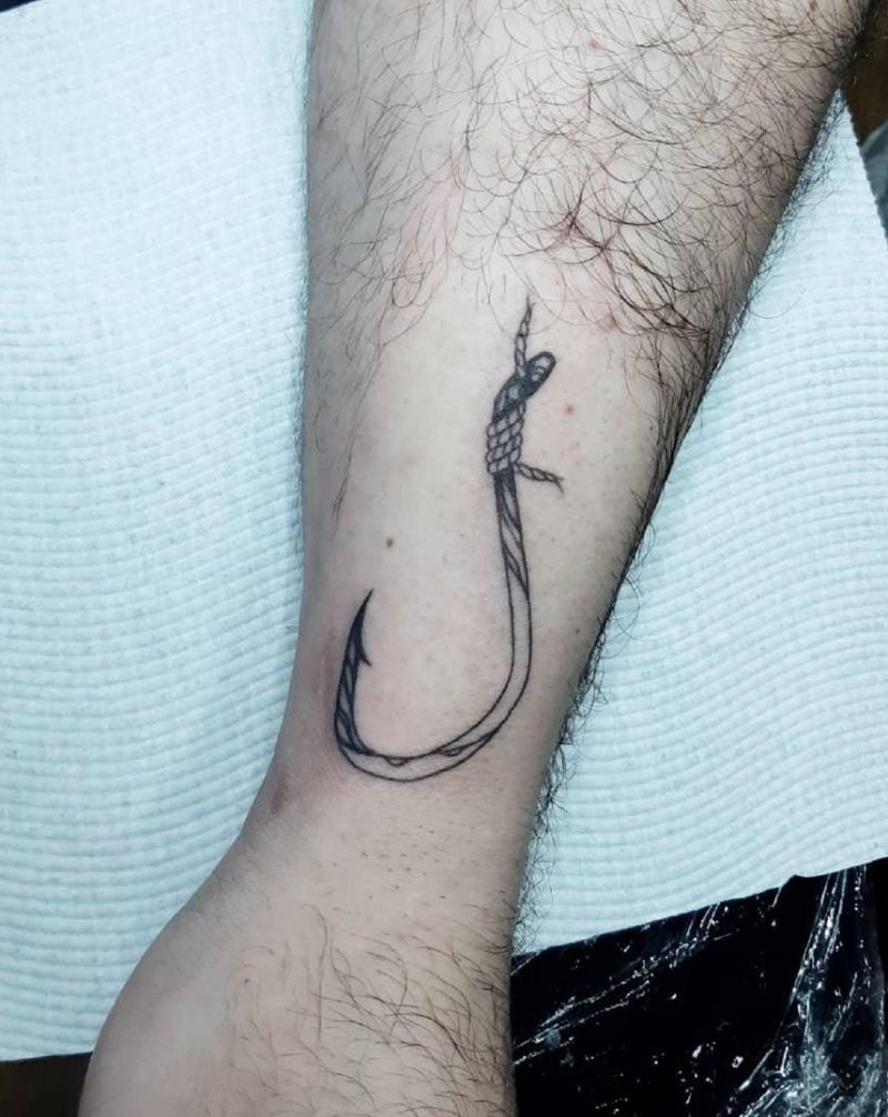 30 Pretty Fishhook Tattoos You Must Try