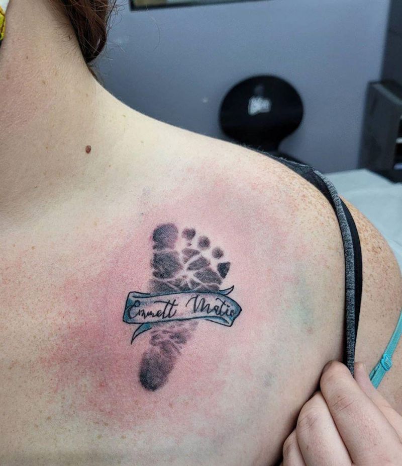 30 Pretty Footprint Tattoos to Inspire You