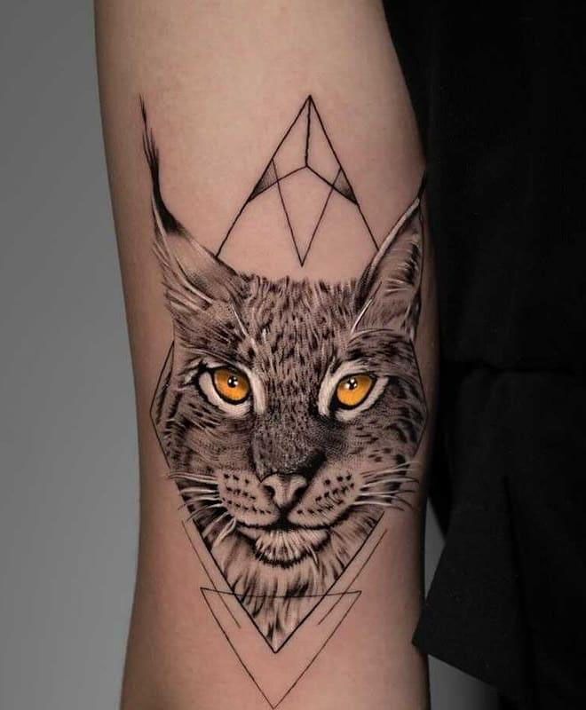 30 Pretty Lynx Tattoos You Will Love