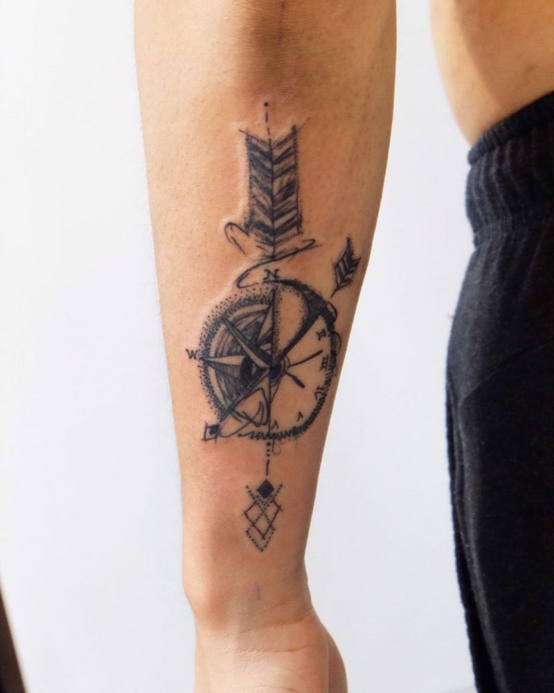 30 Pretty Arrow Compass Tattoos to Inspire You