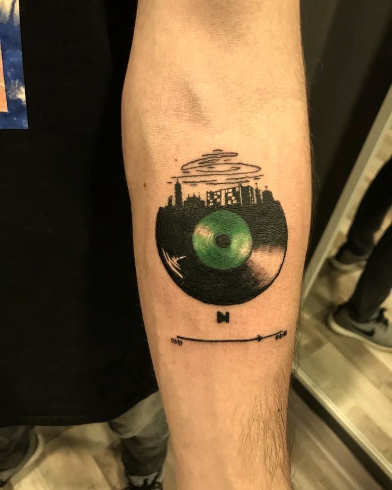 30 Pretty Music Tattoos to Inspire You