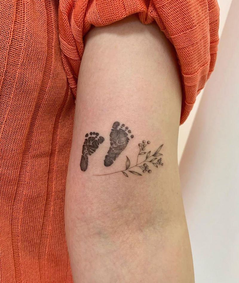 30 Pretty Footprint Tattoos to Inspire You